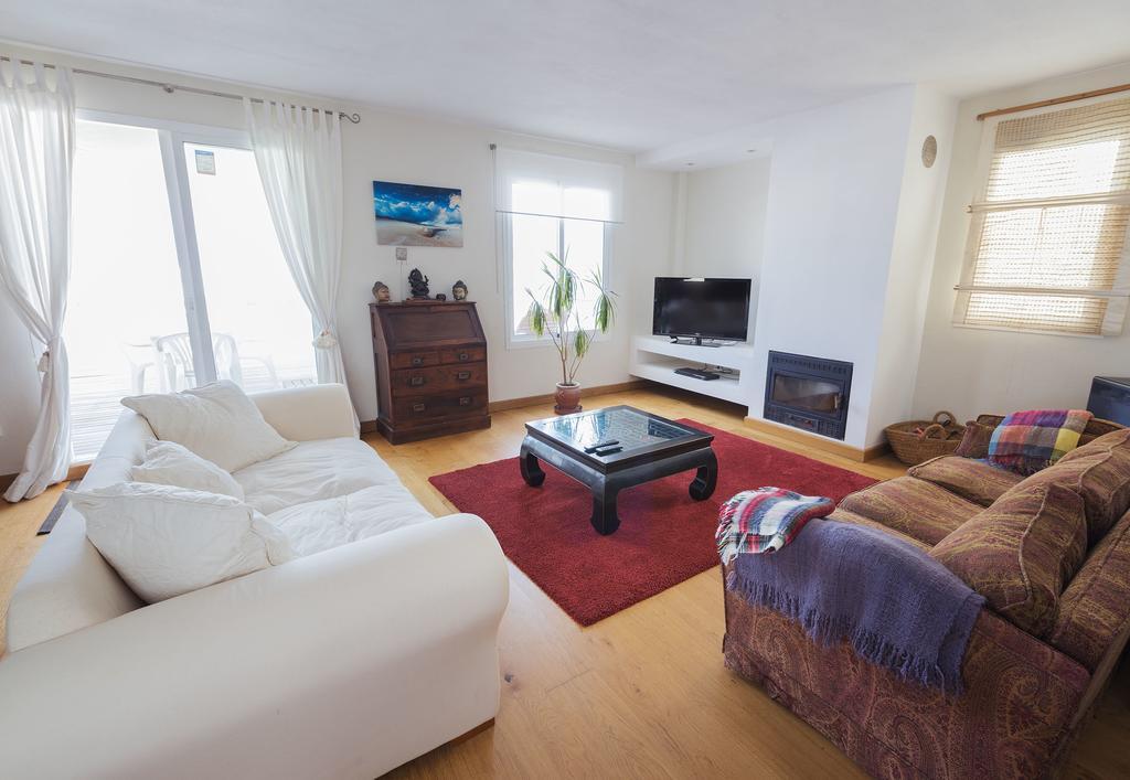 Apartamento Con Terraza طريفة المظهر الخارجي الصورة